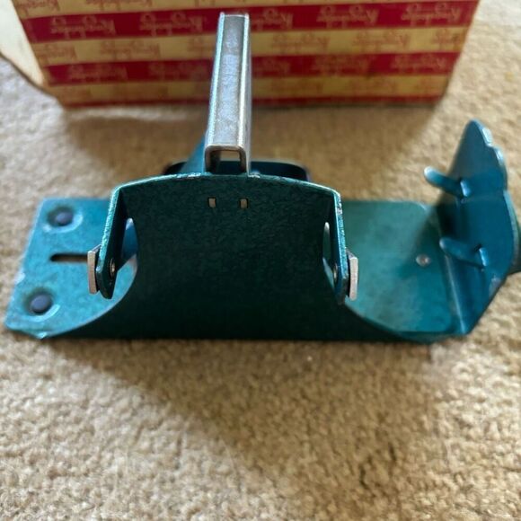 Vintage Kingsbridge Canasta Shuffler - Picture 3 of 7